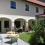 Stanzl 3*