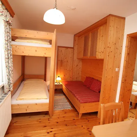 Bed & Breakfast Stanzl 3*